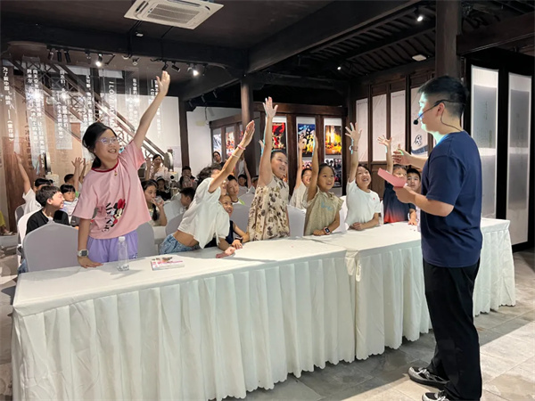 浙江海宁：海宁这场网络文明活动，给青少年上了堂“沉浸式”普法课